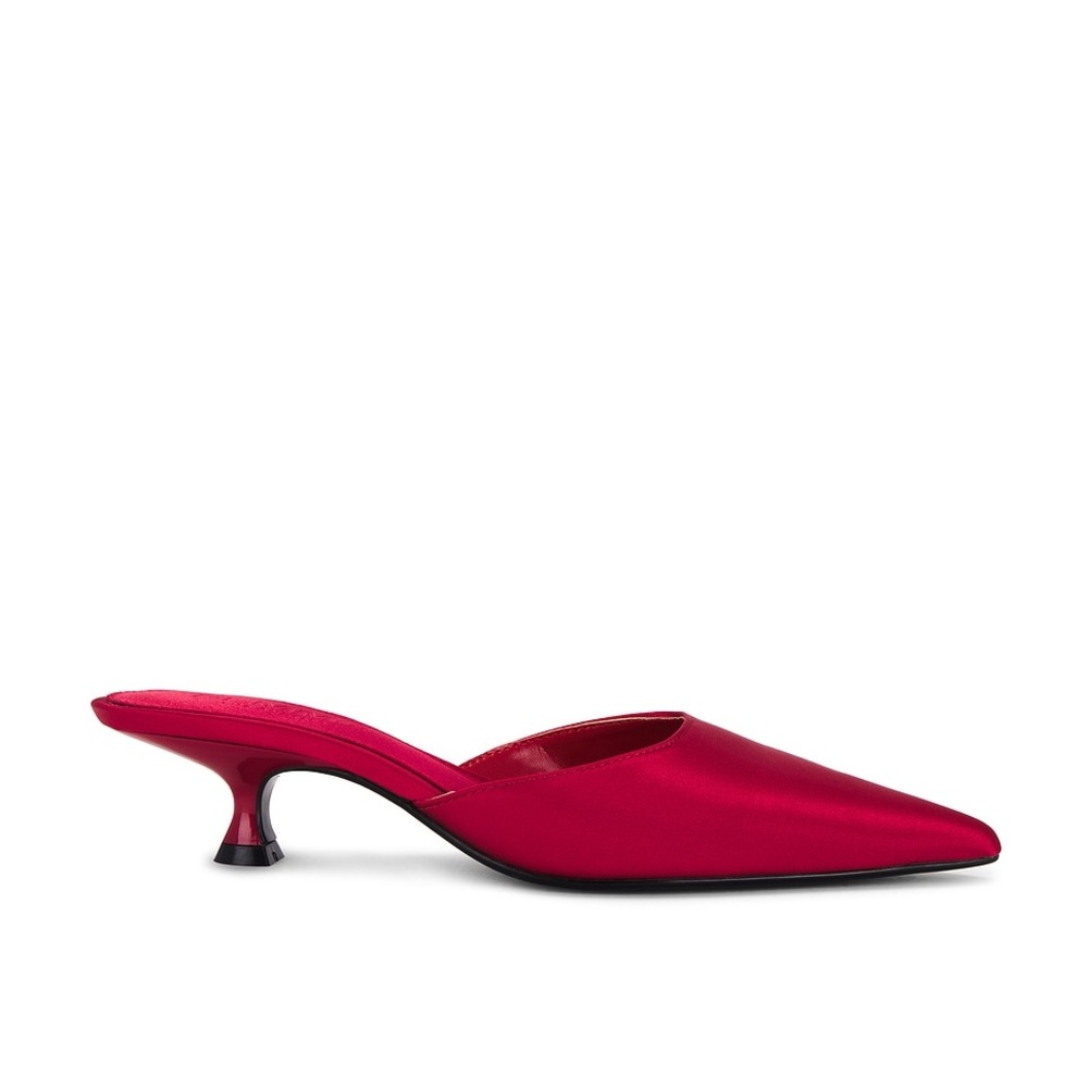 FEMME LA St. Honore Slipper in Rouge | SLIGHTLY USED